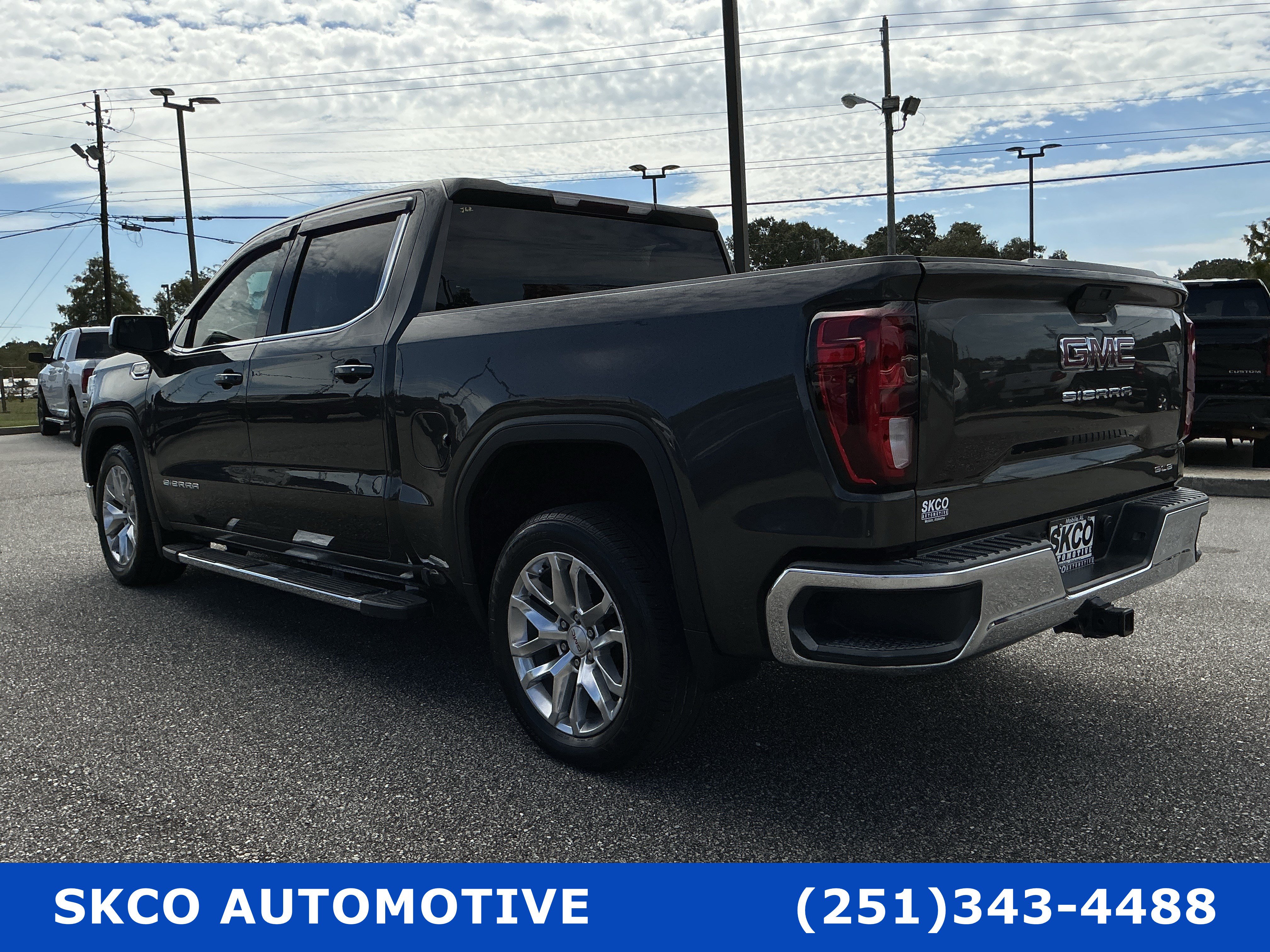 Used 2019 GMC Sierra 1500 SLE w/ SLE Value Package RWD image 3