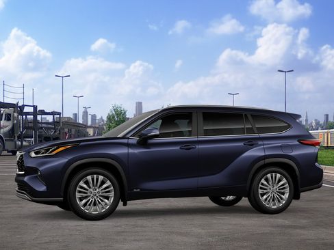 New 2026 Toyota Highlander Platinum AWD/4WD image 3