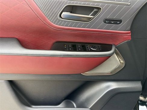 Used 2025 INFINITI QX80 Autograph image 27