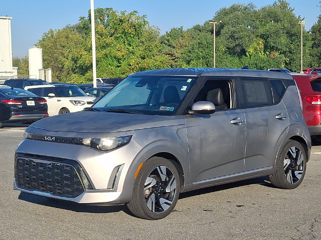Used 2025 Kia Soul GT-Line FWD image 1