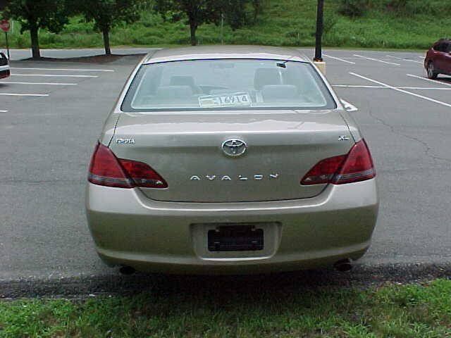 Used 2008 Toyota Avalon XL FWD image 9