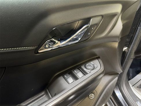 Used 2019 GMC Acadia SLT w/ LPO, Floor Liner Package image 14