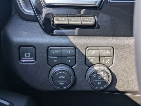 New 2026 Chevrolet Silverado 1500 High Country w/ Midnight Edition image 22