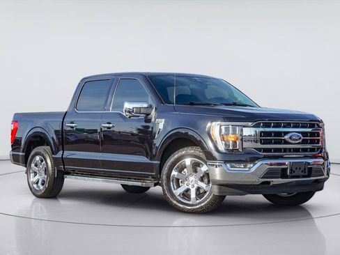 Used 2023 Ford F150 Lariat w/ Trailer Tow Package RWD image 1