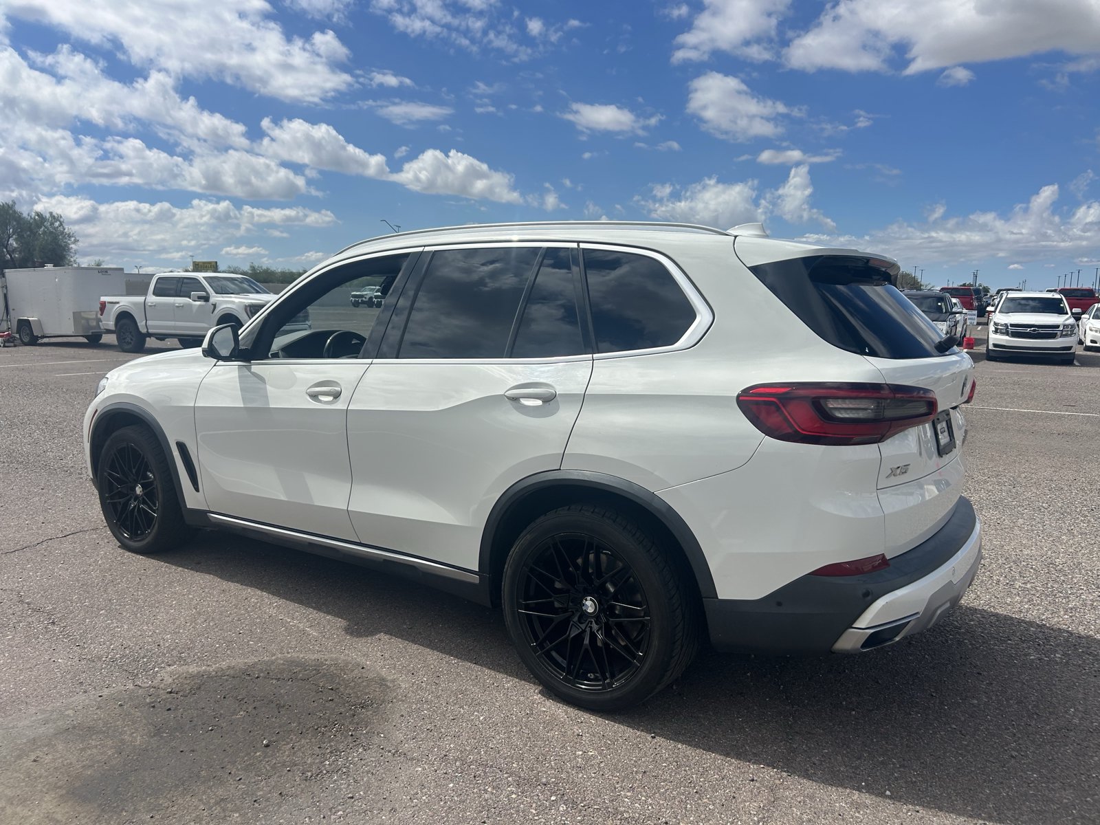 Used 2020 BMW X5 sDrive40i w/ Premium Package RWD image 3