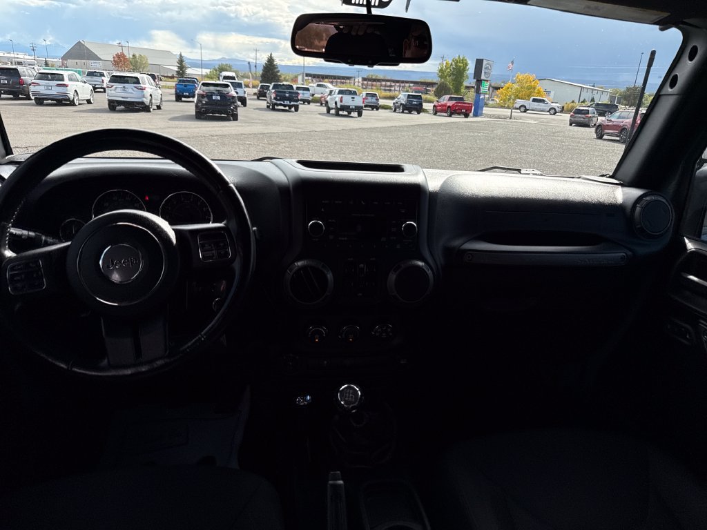 Used 2015 Jeep Wrangler Unlimited Sport w/ Quick Order Package 23S AWD/4WD image 15