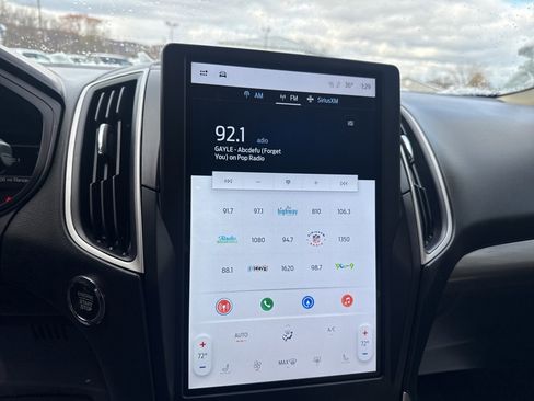 Used 2024 Ford Edge SEL w/ Convenience Package image 26