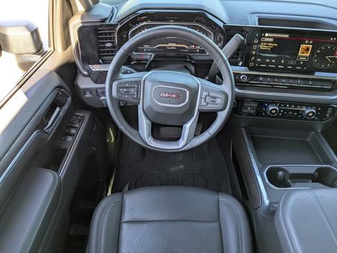 Used 2025 GMC Sierra 2500 SLT w/ SLT Premium Package AWD/4WD image 15