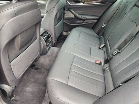 Used 2023 BMW 530i w/ Premium Package RWD image 30