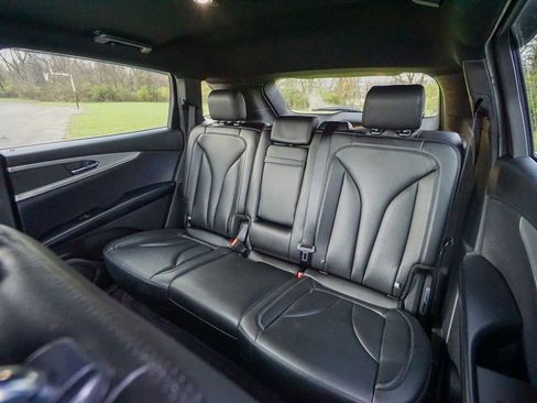 Used 2016 Lincoln MKX Premiere image 26