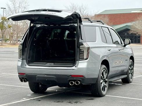 Used 2025 Chevrolet Tahoe RST w/ Advanced Technology Package image 18