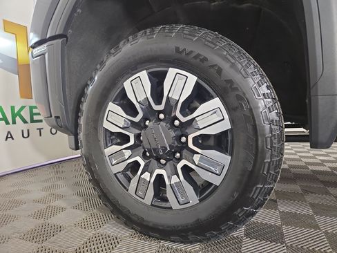Certified 2024 GMC Sierra 2500 Denali w/ Denali Reserve Package AWD/4WD image 33