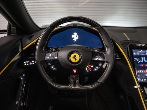 Used 2025 Ferrari Roma Spider RWD image 42