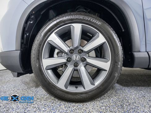 Used 2025 Honda Pilot Elite image 49