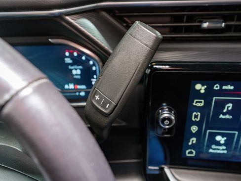 Used 2024 GMC Sierra 2500 Denali Ultimate w/ Snow Plow Prep/Camper Package image 34