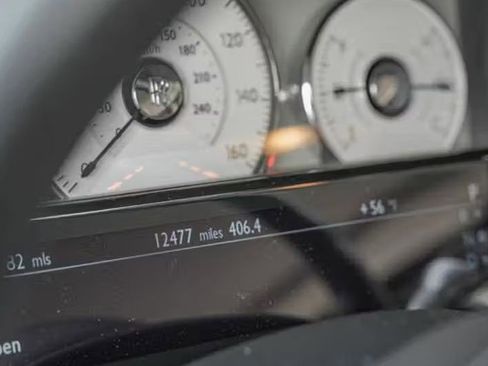 Certified 2016 Rolls-Royce Ghost Extended Wheelbase image 41