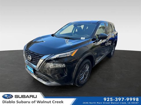 Used 2023 Nissan Rogue S image 1