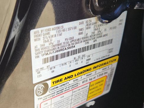 Used 2024 Ford Expedition XLT AWD/4WD image 19