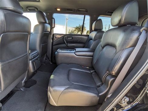 Used 2024 Nissan Armada SL w/ Midnight Edition Package image 16