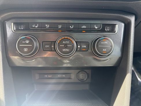 Used 2021 Volkswagen Tiguan SEL image 18