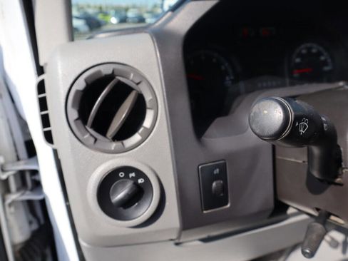 Used 2011 Ford E-250 and Econoline 250 w/ PWR Group image 11