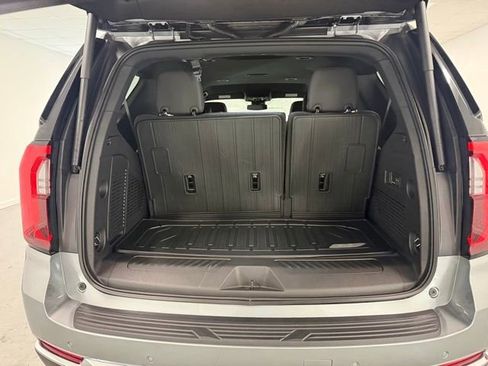 New 2026 GMC Yukon Elevation RWD image 8