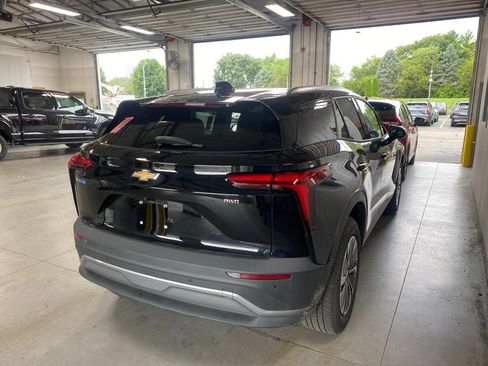 Used 2024 Chevrolet Blazer EV LT AWD/4WD image 4