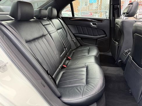 Used 2014 Mercedes-Benz E 350 4MATIC Sedan image 13