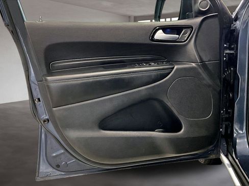 Used 2021 Dodge Durango SXT image 24