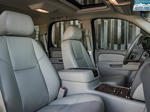 Used 2013 Chevrolet Tahoe LTZ AWD/4WD image 21
