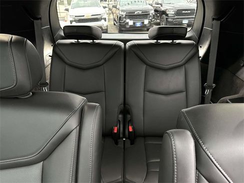 Used 2025 Cadillac XT6 Premium Luxury image 13