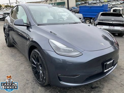 Used 2022 Tesla Model Y Long Range AWD/4WD image 69