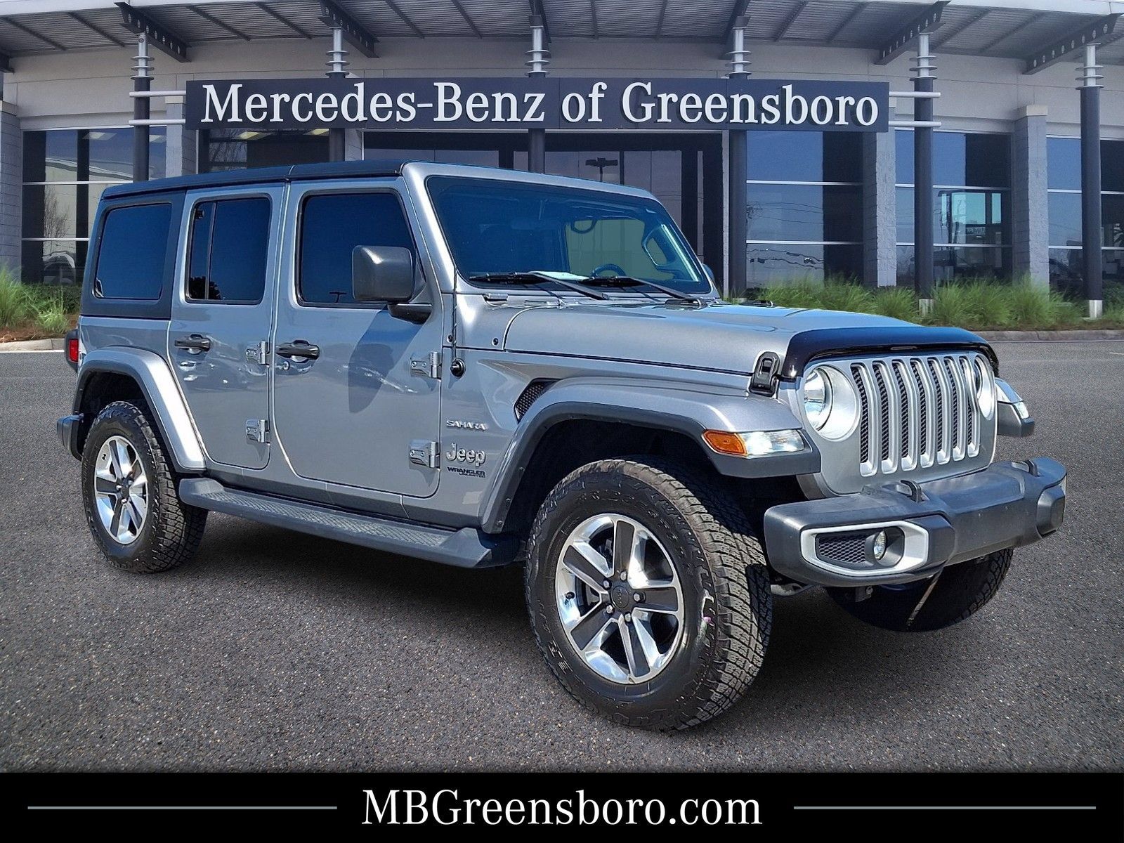 Used 2020 Jeep Wrangler Unlimited Sahara AWD/4WD image 1