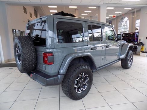 Used 2021 Jeep Wrangler Unlimited Rubicon 4xe w/ Safety Group image 8