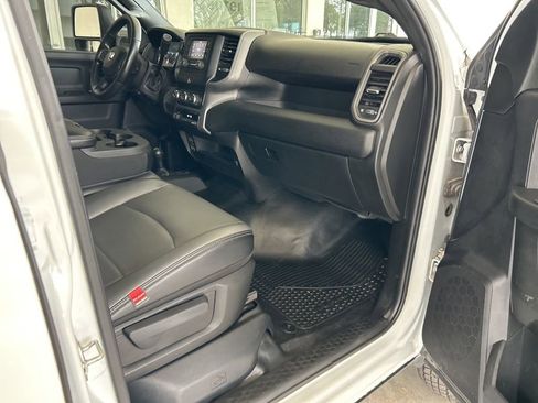 Used 2023 RAM 3500 Tradesman image 23