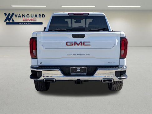 New 2026 GMC Sierra 1500 SLT image 7