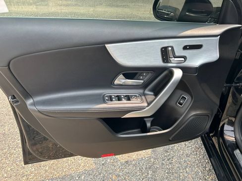 Used 2019 Mercedes-Benz A 220 image 14