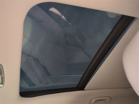 Used 2026 Genesis GV70 2.5T Select image 19