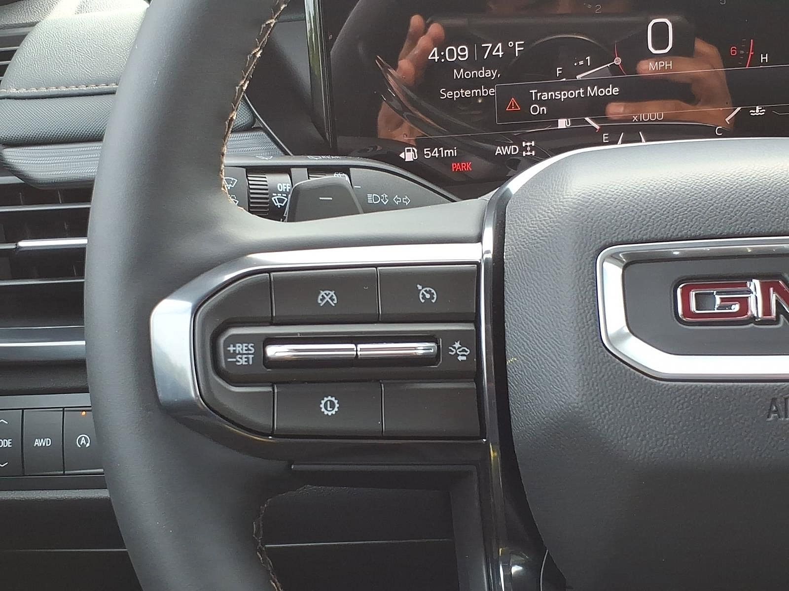 New 2027 GMC Acadia AT4 w/ Luxury Package AWD/4WD image 17