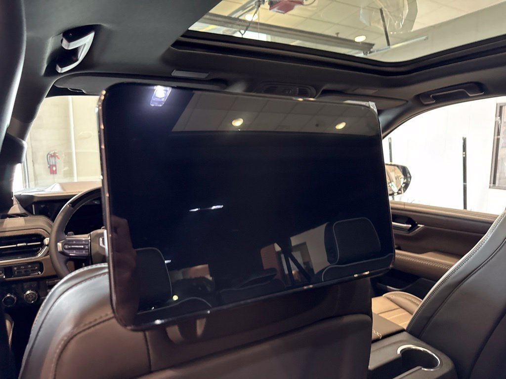 New 2026 GMC Yukon XL Denali Ultimate AWD/4WD image 24