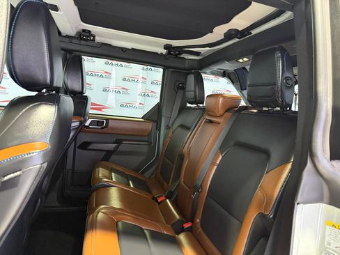 Used 2024 Ford Bronco Outer Banks image 32