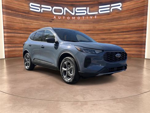 New 2026 Ford Escape ST-Line w/ Tech Pack #1 image 7