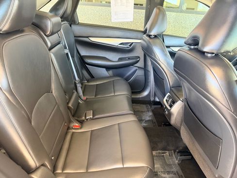 Used 2019 INFINITI QX50 Luxe w/ Navigation Package image 20