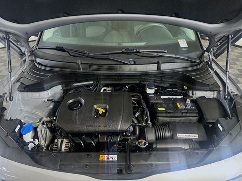 Used 2025 Kia Soul LX w/ LX Technology Package FWD image 33