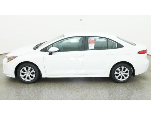 New 2026 Toyota Corolla LE FWD image 4