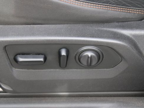 Used 2019 GMC Sierra 1500 AT4 w/ AT4 Premium Package image 25