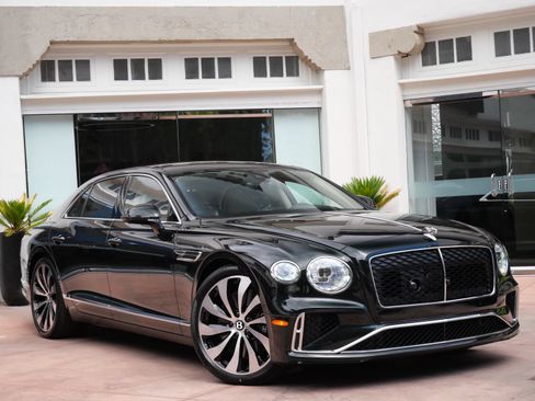 New 2026 Bentley Flying Spur Plug-In Hybrid AWD/4WD image 1