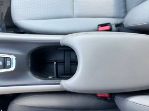 Used 2020 Honda HR-V LX image 24