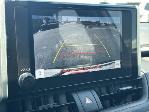 Used 2024 Toyota RAV4 LE image 15