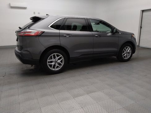 Used 2024 Ford Edge SEL image 10